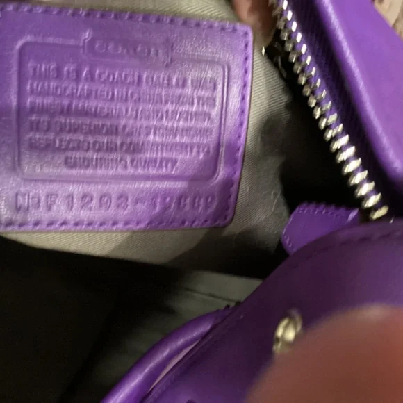 Coach Legacy Duffle Shoulderbag in Violet - Picture 12 of 14